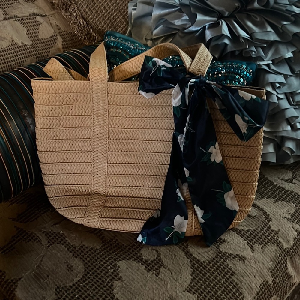 Draper James - Tote - Picture 2 of 6